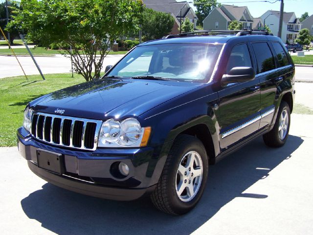 Jeep Grand Cherokee Super SUV