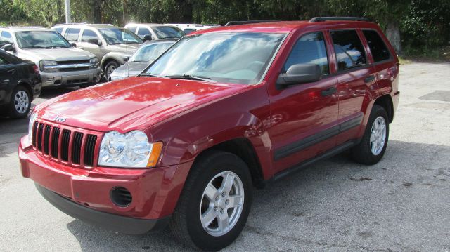 Jeep Grand Cherokee 2005 photo 4