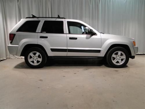 Jeep Grand Cherokee 2005 photo 4