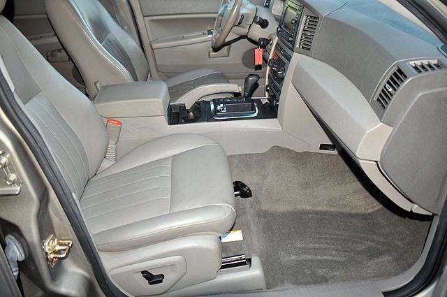 Jeep Grand Cherokee 2005 photo 14