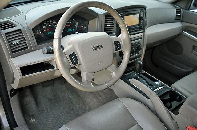 Jeep Grand Cherokee 2005 photo 3