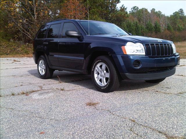 Jeep Grand Cherokee Luxury 5-passenger Sport Utility