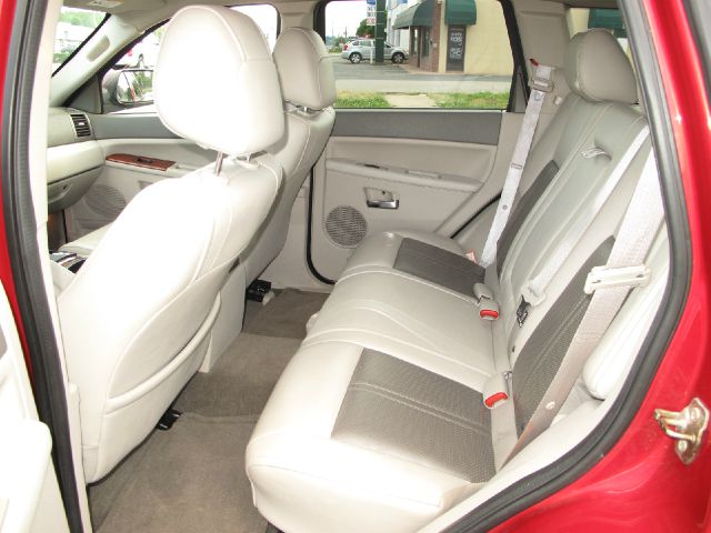 Jeep Grand Cherokee 2005 photo 1