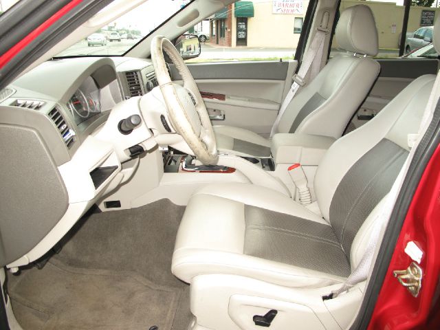 Jeep Grand Cherokee 2005 photo 7