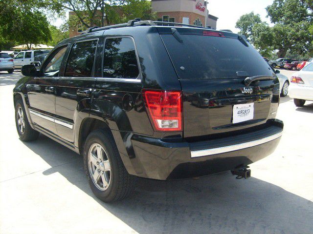Jeep Grand Cherokee 2005 photo 4