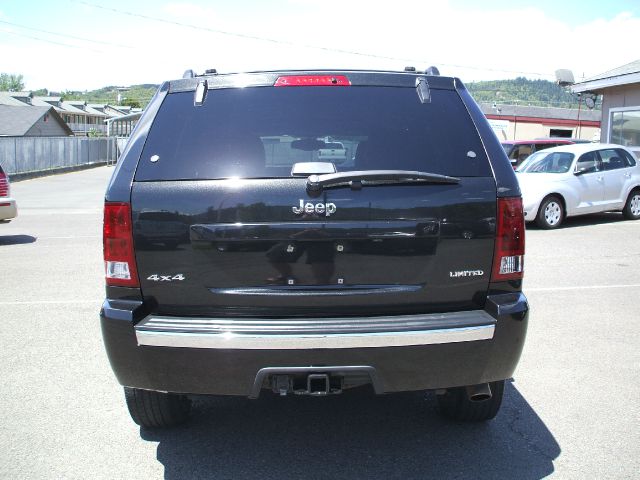 Jeep Grand Cherokee 2005 photo 4
