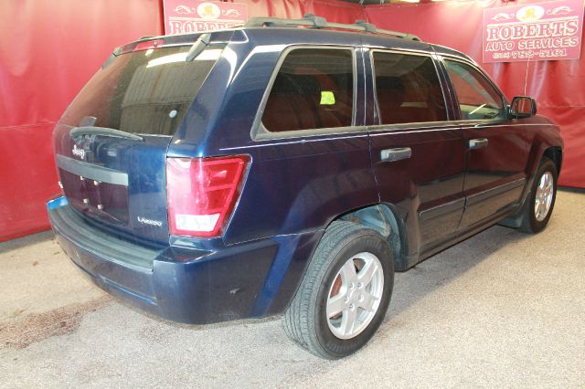 Jeep Grand Cherokee 2005 photo 4