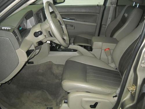 Jeep Grand Cherokee 2005 photo 3