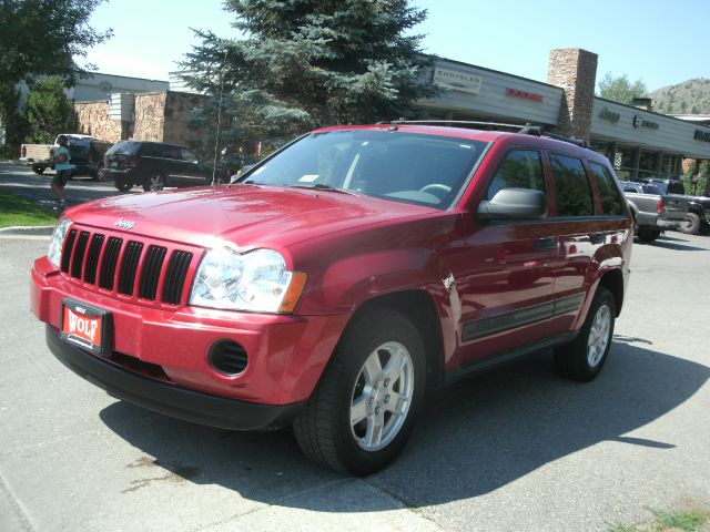 Jeep Grand Cherokee 2005 photo 2