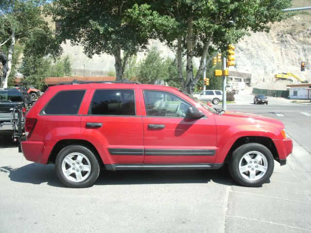 Jeep Grand Cherokee 2005 photo 3