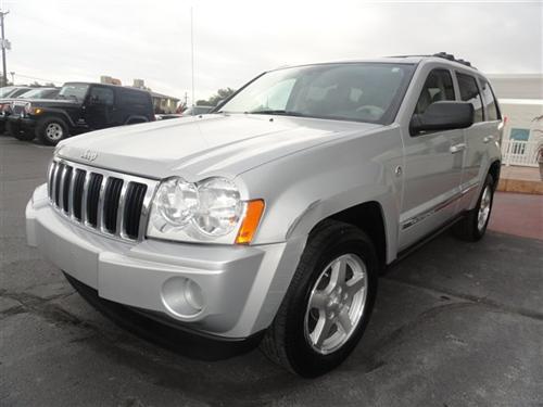 Jeep Grand Cherokee 2005 photo 2