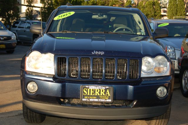 Jeep Grand Cherokee 2005 photo 13