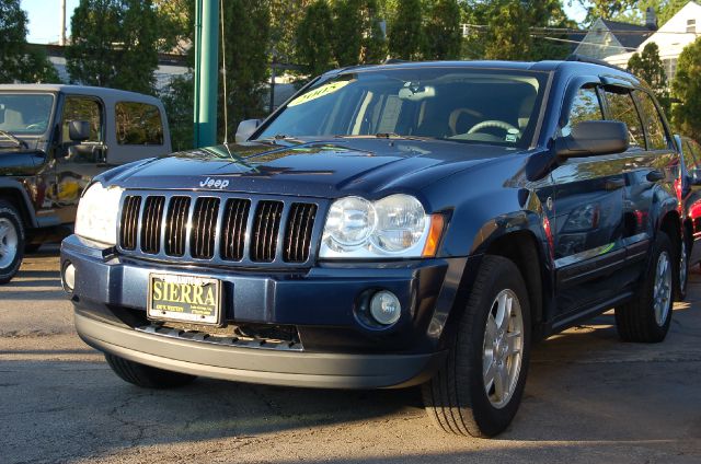 Jeep Grand Cherokee 2005 photo 19