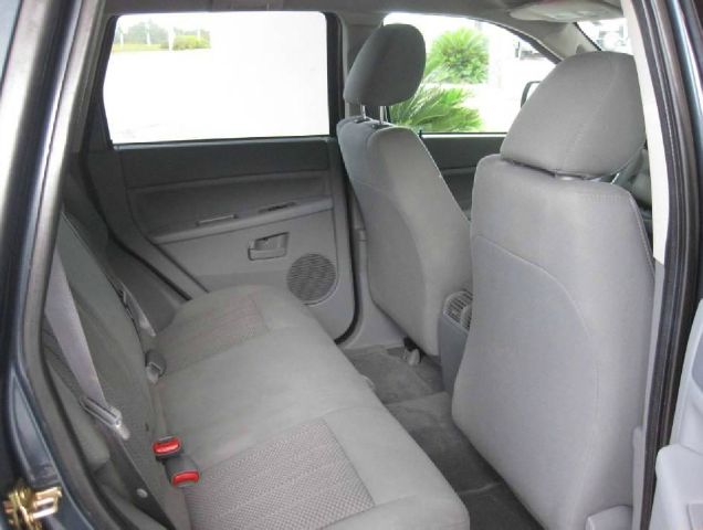 Jeep Grand Cherokee 2005 photo 7