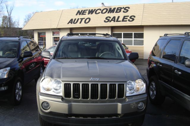 Jeep Grand Cherokee 2005 photo 3