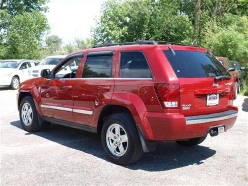 Jeep Grand Cherokee 2005 photo 2