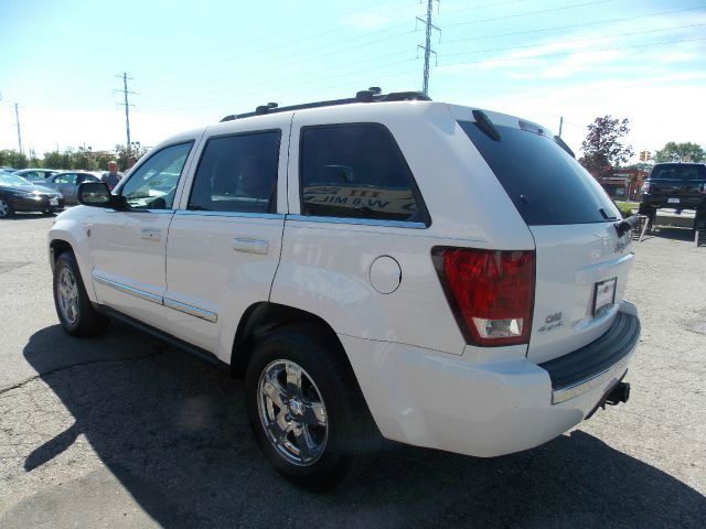 Jeep Grand Cherokee 2005 photo 3