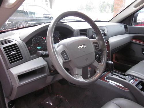 Jeep Grand Cherokee 2005 photo 3