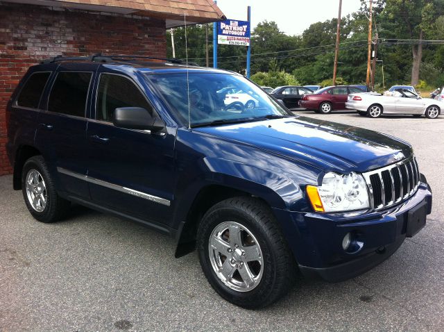 Jeep Grand Cherokee 2005 photo 4