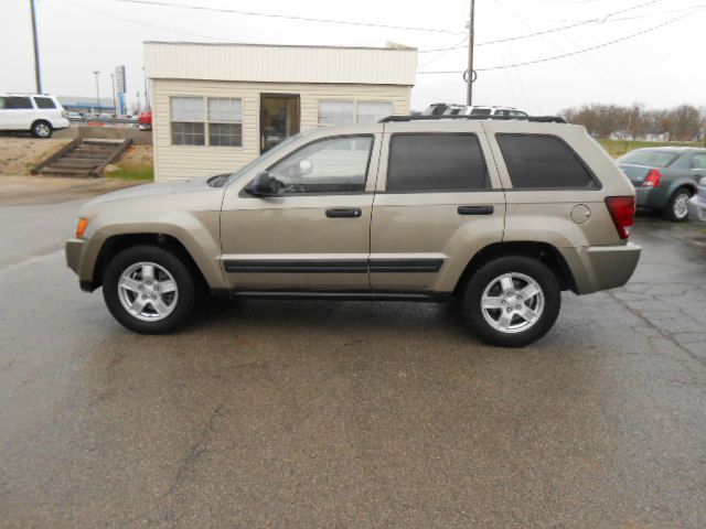 Jeep Grand Cherokee 2005 photo 3