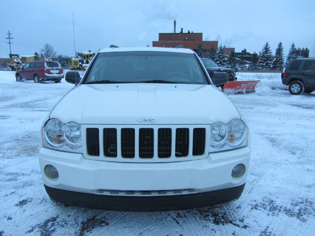 Jeep Grand Cherokee 2005 photo 3