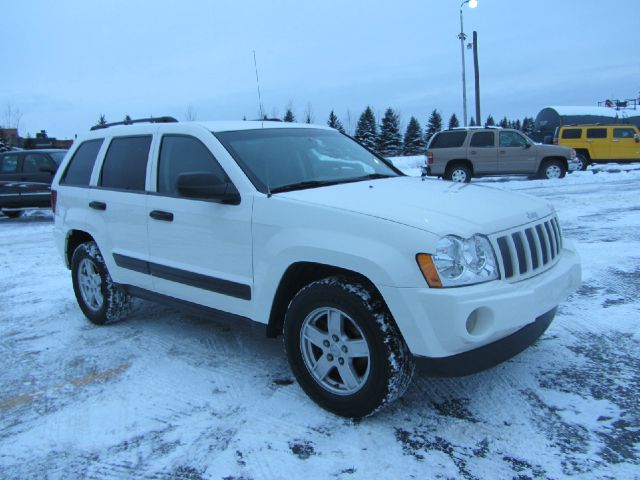 Jeep Grand Cherokee 2005 photo 4