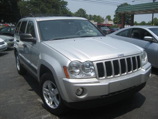 Jeep Grand Cherokee LS Sport Utility