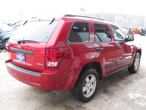 Jeep Grand Cherokee 2005 photo 2
