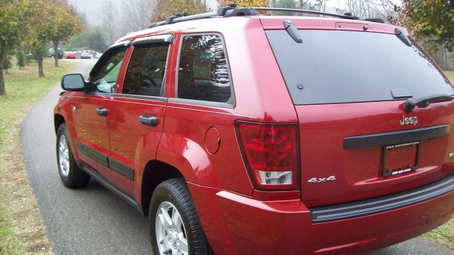 Jeep Grand Cherokee 2005 photo 4