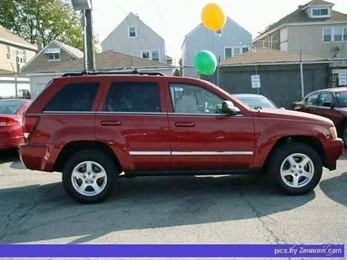 Jeep Grand Cherokee 2005 photo 2