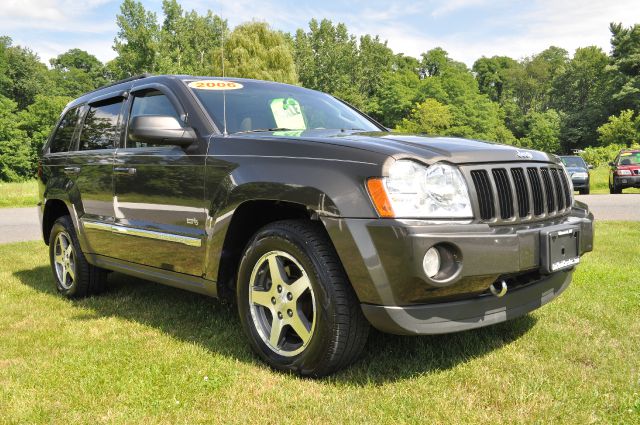 Jeep Grand Cherokee 2006 photo 4