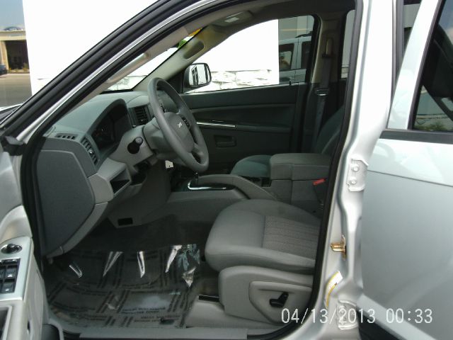 Jeep Grand Cherokee 2006 photo 4