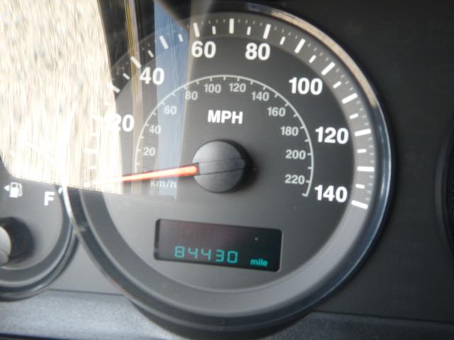 Jeep Grand Cherokee 2006 photo 15