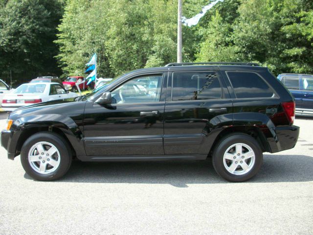 Jeep Grand Cherokee 2006 photo 4