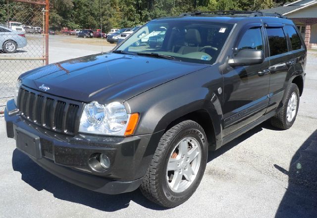 Jeep Grand Cherokee 2006 photo 1