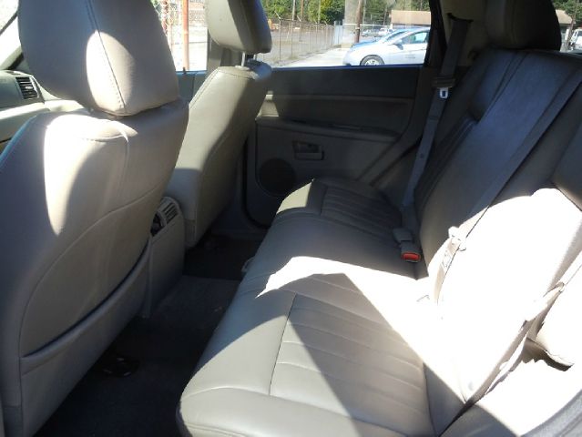 Jeep Grand Cherokee 2006 photo 3