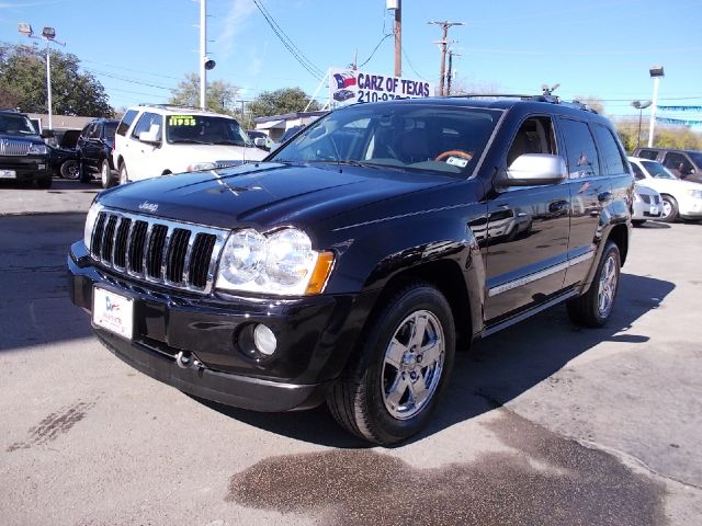 Jeep Grand Cherokee 2004 Chevrolet Z06 SUV
