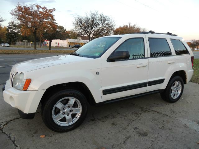 Jeep Grand Cherokee 2006 photo 2