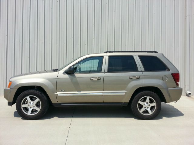 Jeep Grand Cherokee 2006 photo 3