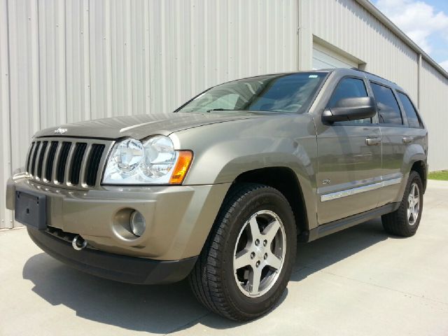 Jeep Grand Cherokee 2006 photo 4