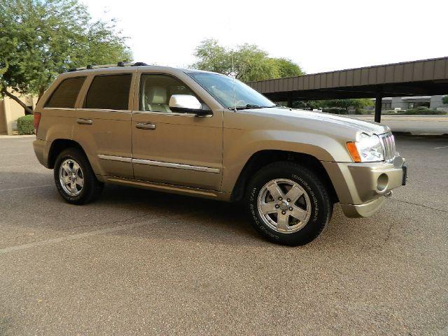 Jeep Grand Cherokee 2006 photo 2