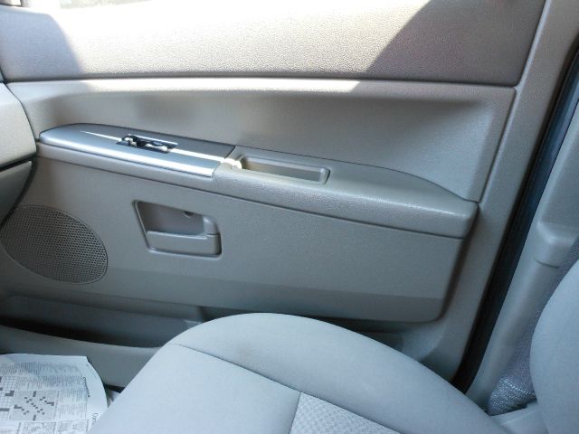 Jeep Grand Cherokee 2006 photo 4