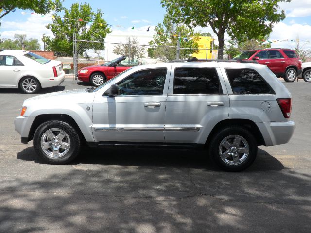 Jeep Grand Cherokee 2006 photo 4