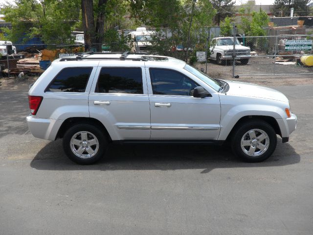 Jeep Grand Cherokee 2006 photo 9