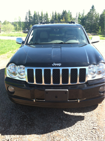 Jeep Grand Cherokee 2006 photo 2