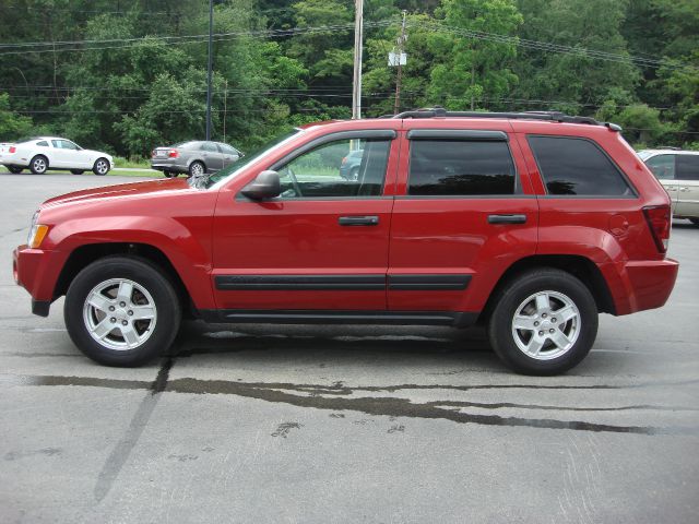 Jeep Grand Cherokee Base W/nav.sys SUV