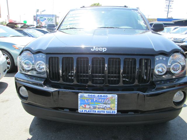 Jeep Grand Cherokee 2006 photo 2