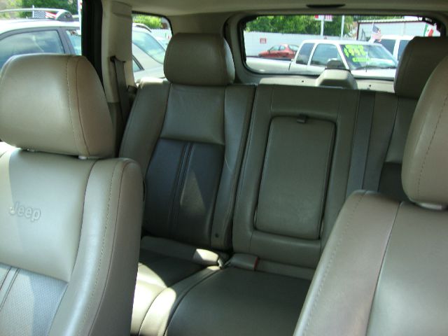 Jeep Grand Cherokee 2006 photo 3