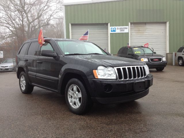 Jeep Grand Cherokee 2006 photo 2