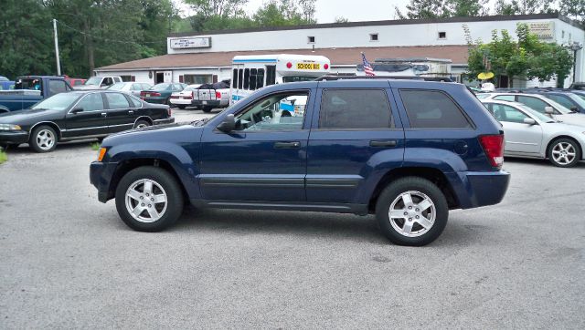 Jeep Grand Cherokee Base W/nav.sys SUV